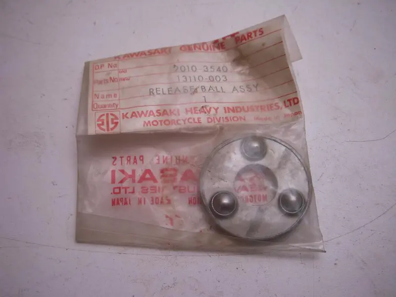 13110-003 1967-71 Samurai A1 Avenger A7 Kawasaki Nos Thrust Ball Assembly (Red150) 1
