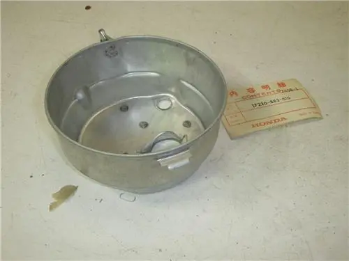 17220-883-010 Gv400 Vertical Shaft Engine Honda Nos Air Cleaner Housing Cup (Red139) 1
