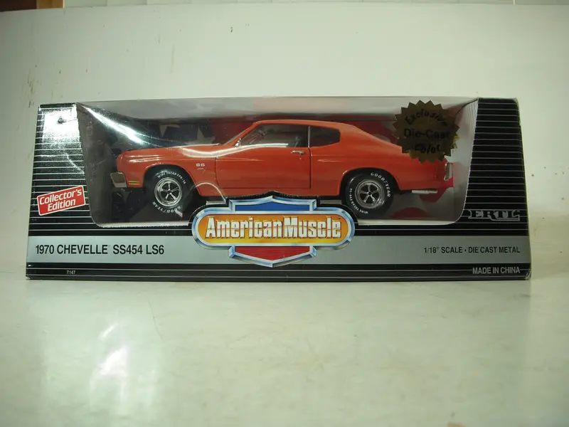 1970 Chevy Chevelle Ss454 Ls6 New Orange/White Ertl American Muscle Diecast 1:18 Scale (N-Top) 1