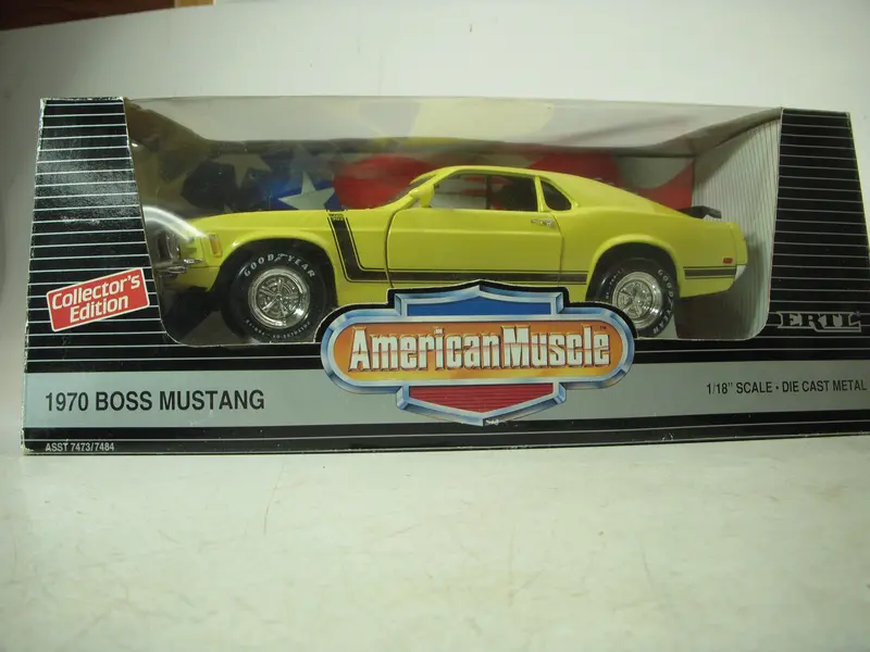 1970 Ford Boss Mustang Yellow 302 New Ertl American Muscle Diecast 1:18 Scale 1