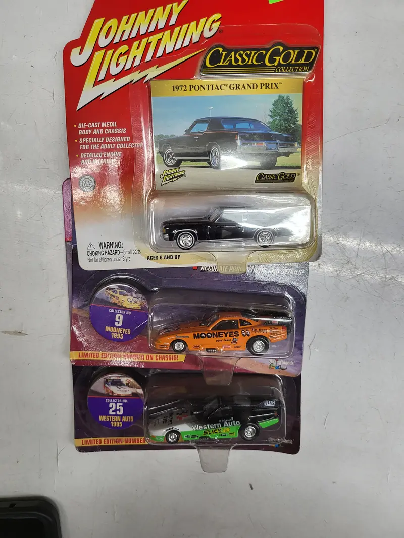 1972 Grand Prix 2- Dragsters #25 Western Auto #9 Mooneye Johnny Lighning New Toy Collectible (I-Top 112624-22) 1