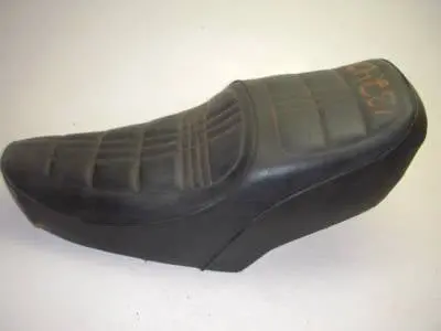1981 Xs650 Special Ii 650 Yamaha Seat Used St-109 (B20) 1
