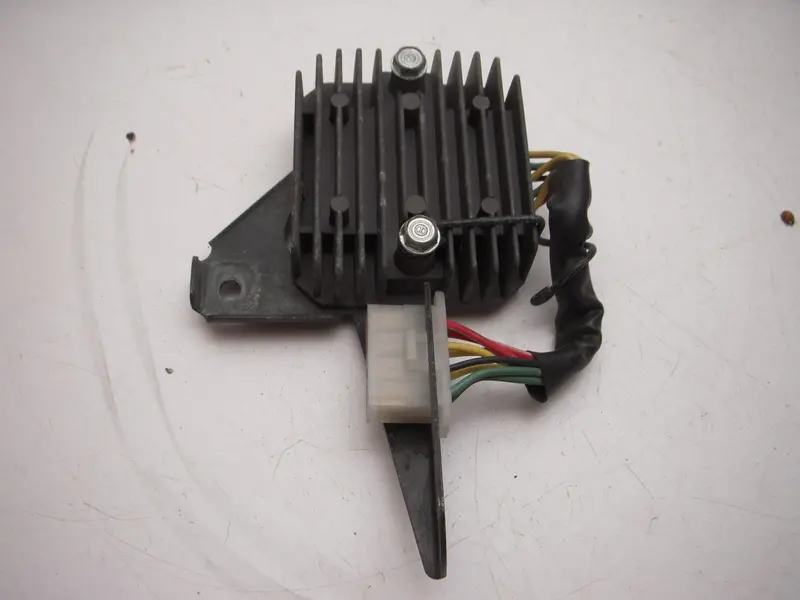 1984 Honda Goldwing 1200 Standard Regulator Rectifier Sh541-12 50716-16 (D10-11) 1