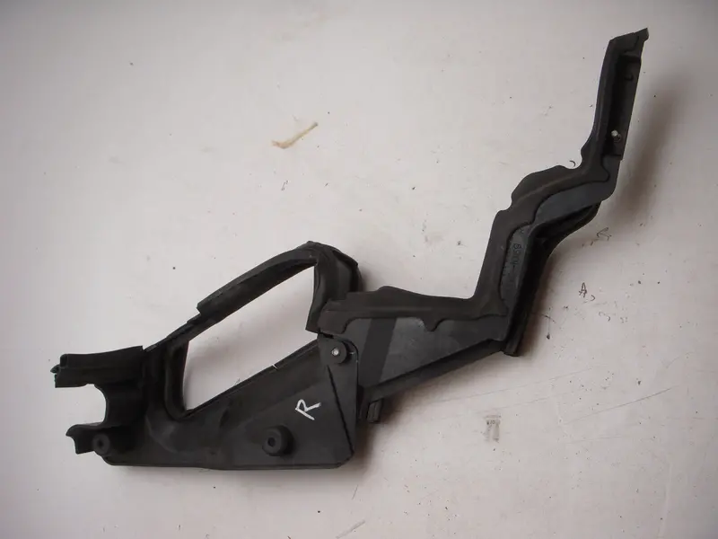 1997 Kawasaki Zg1000 Concourse Zg 1000 Right Inner Fairing Duct Used K3711-56 (D35) 1