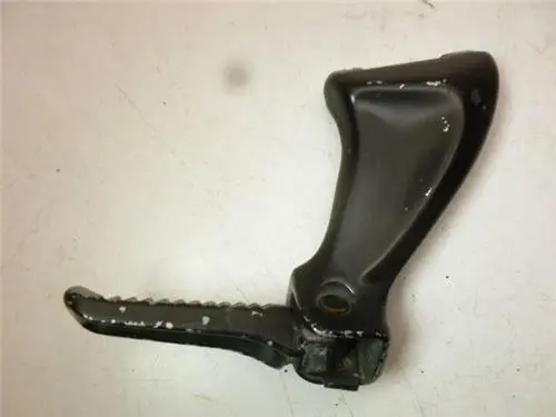 1997 Suzuki Tl1000s Tl 1000 S Right Rear Foot Peg W/ Mount Black Used K2661-13 (A35) 1