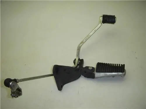 1998-2011 Yamaha Xvs650 Left Drivers Peg W/ Mount Shifter Used K3052-55 (M4-5) 1