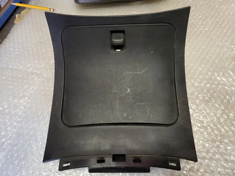 2007 Yamaha Yp400 Yp 400 Majesty Scooter Compartment Lid Hinged Used K7-37 (N26-27) 1