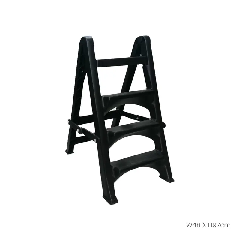 4 Step Plastic Ladder (7743) 1