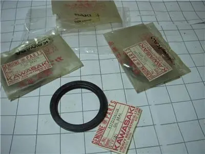 657G506506 1973-75 F11 250 Seal Nos Kawasaki (3) 657G506506 (Red718) 1