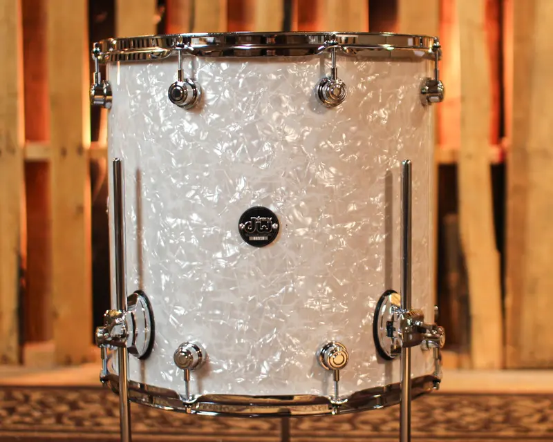 Dw Performance White Marine Pearl Floor Tom - 16X16 1