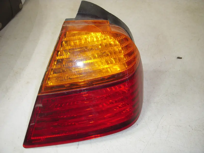 Goldwing 2002 Honda Gl1800 Right Saddle Bag Light Turn Signal Used 102317-58 1