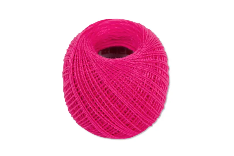 Olympus Thin Sashiko Thread, #221 Bright Pink 1