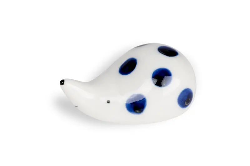 Porcelain Hedgehog Brush Rest (Dots) 1