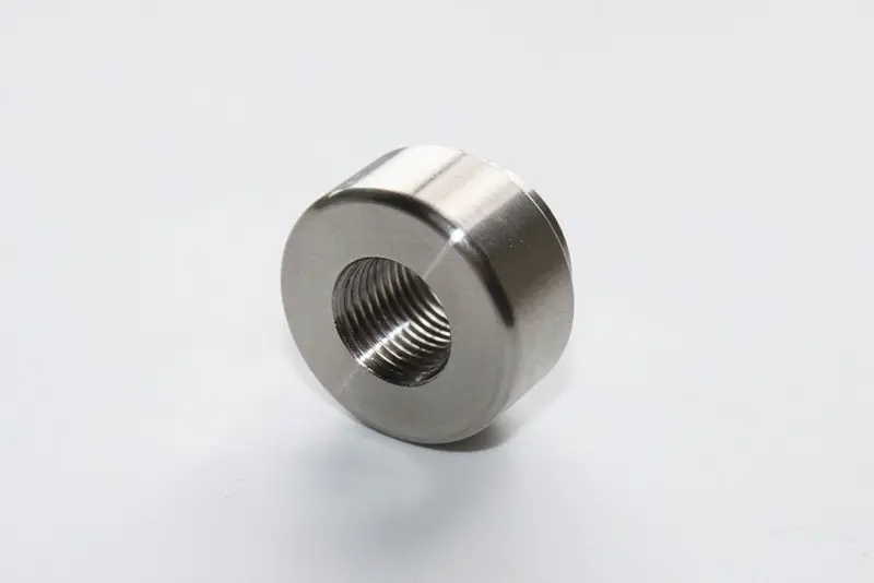 Weld-On Female 304L Stainless Steel Bung Fitting 1