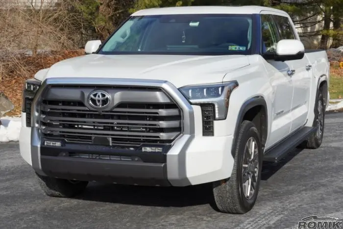 Romik 81728419 2022-Present Toyota Tundra Crew Max Rof-T (Drp) Running Board Black Romik 1