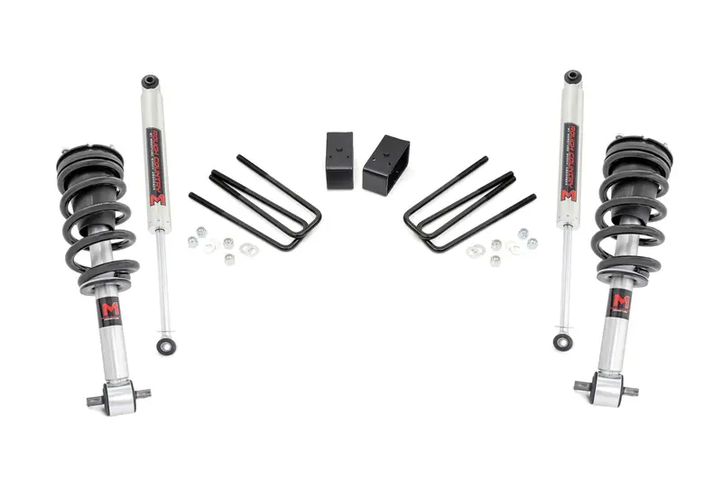 Rough Country 3.5-Inch Lift Kit With M1 Struts – Chevy/Gmc 1500 Compatibility (2007–2013) 1